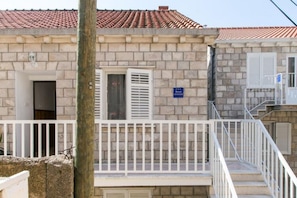 Apartment | Exterior