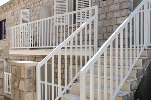 Apartment | Exterior