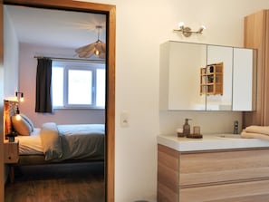 2 chambres, ameublement personnalisé