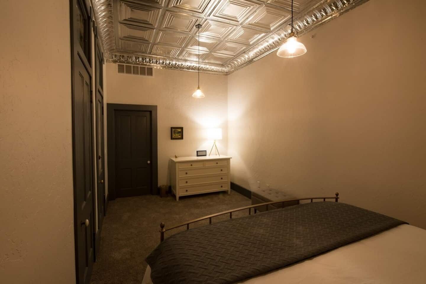 1 chambre, fer et planche à repasser, Wi-Fi gratuit, draps fournis