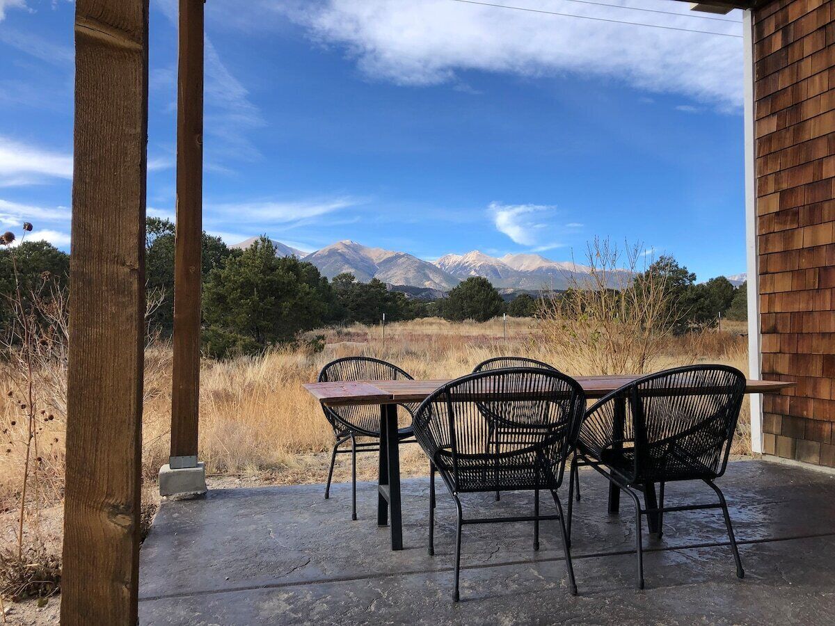 This house is a 3 bedroom(s), 2 bathrooms, located in Salida, CO.