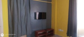 Interior - Chill-Out Conducive Studio Lodge (Nairobi)