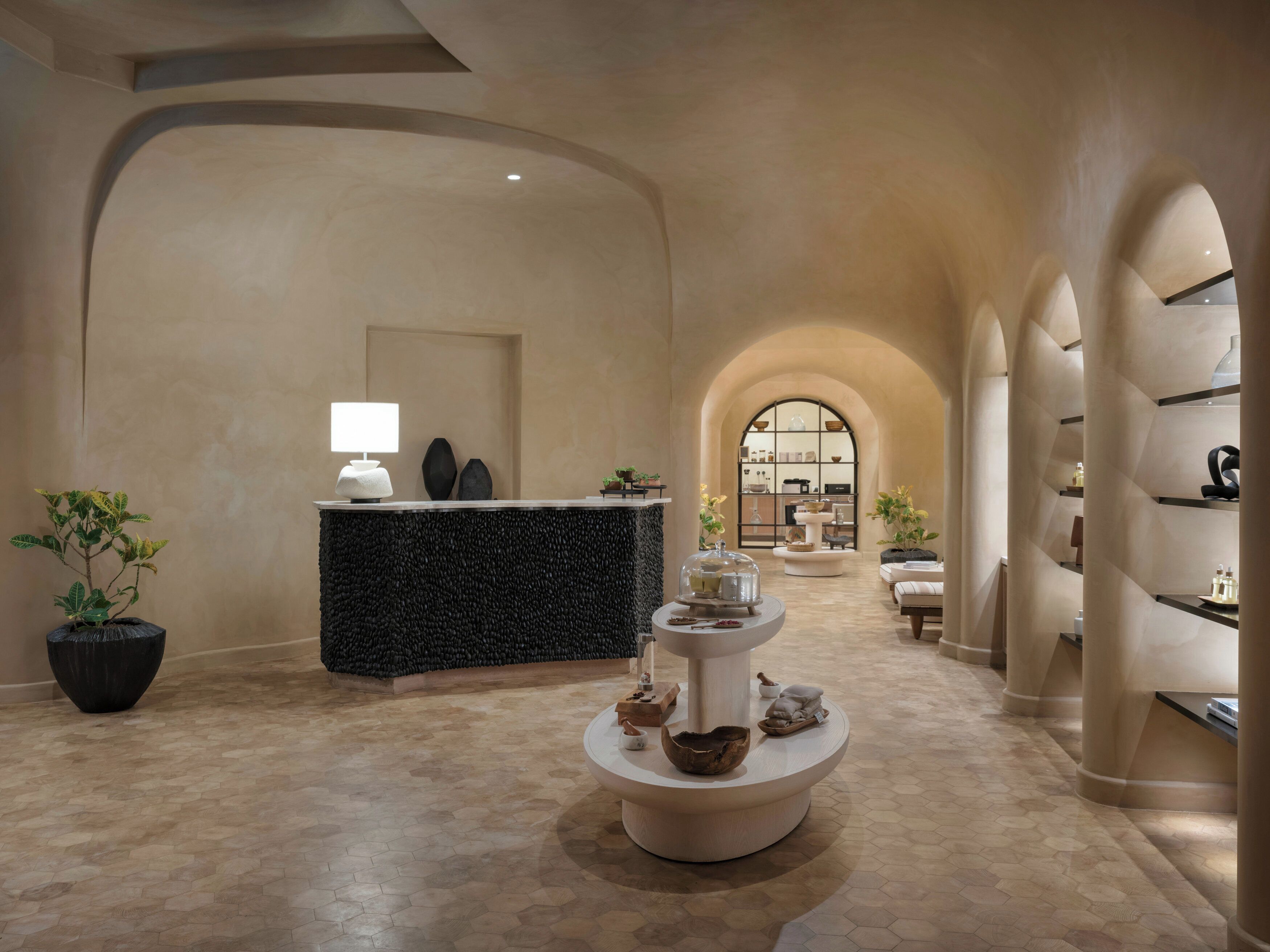 Sauna, boblebad, hot stone-massage, deep tissue-massage, svensk massage