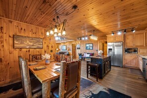 Dining - Views! Secluded Cabin, New Hot Tub, Fire Pit (Pigeon Forge)