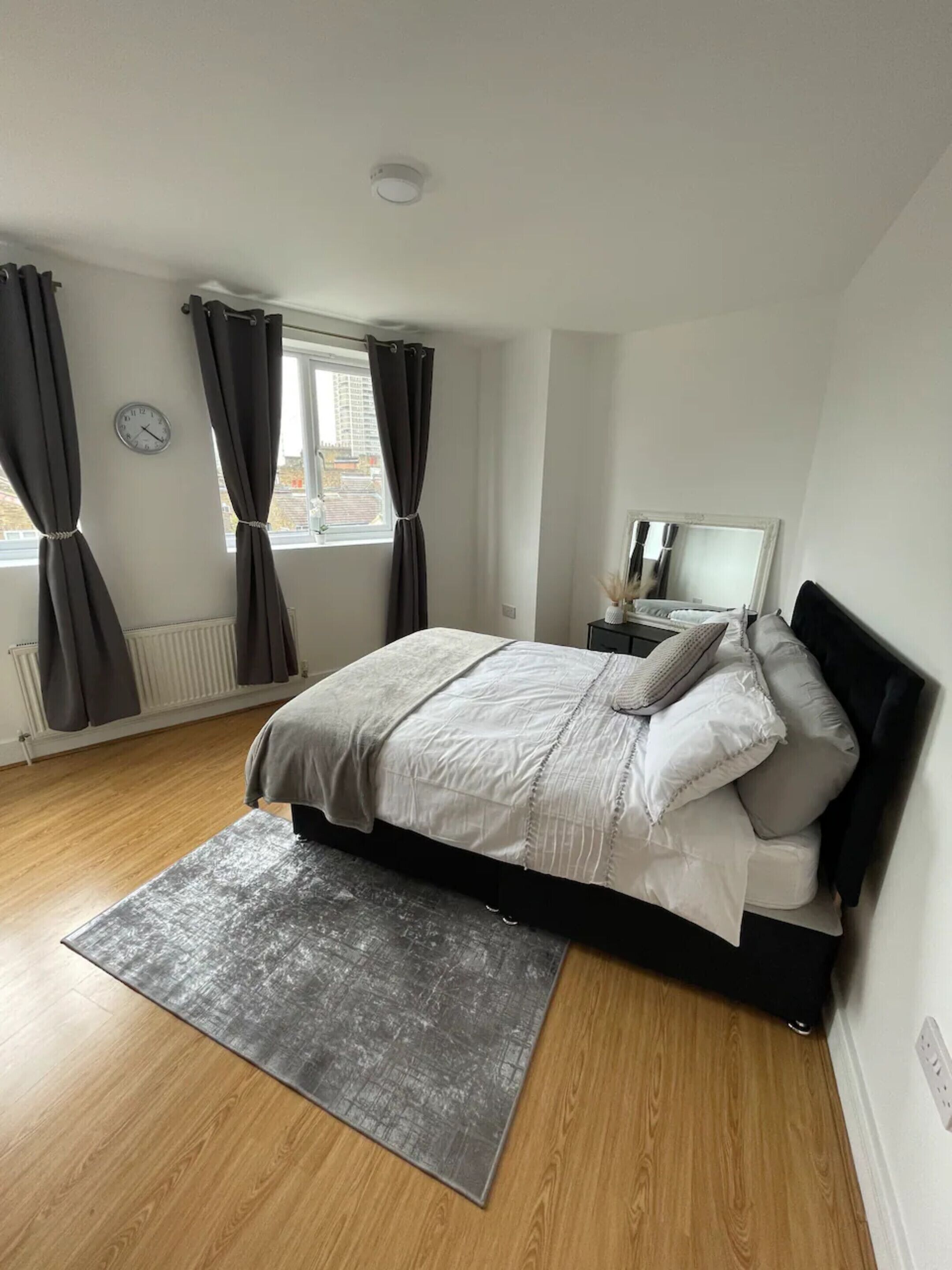 Cosy & Sleek 1BD Flat - Mile End