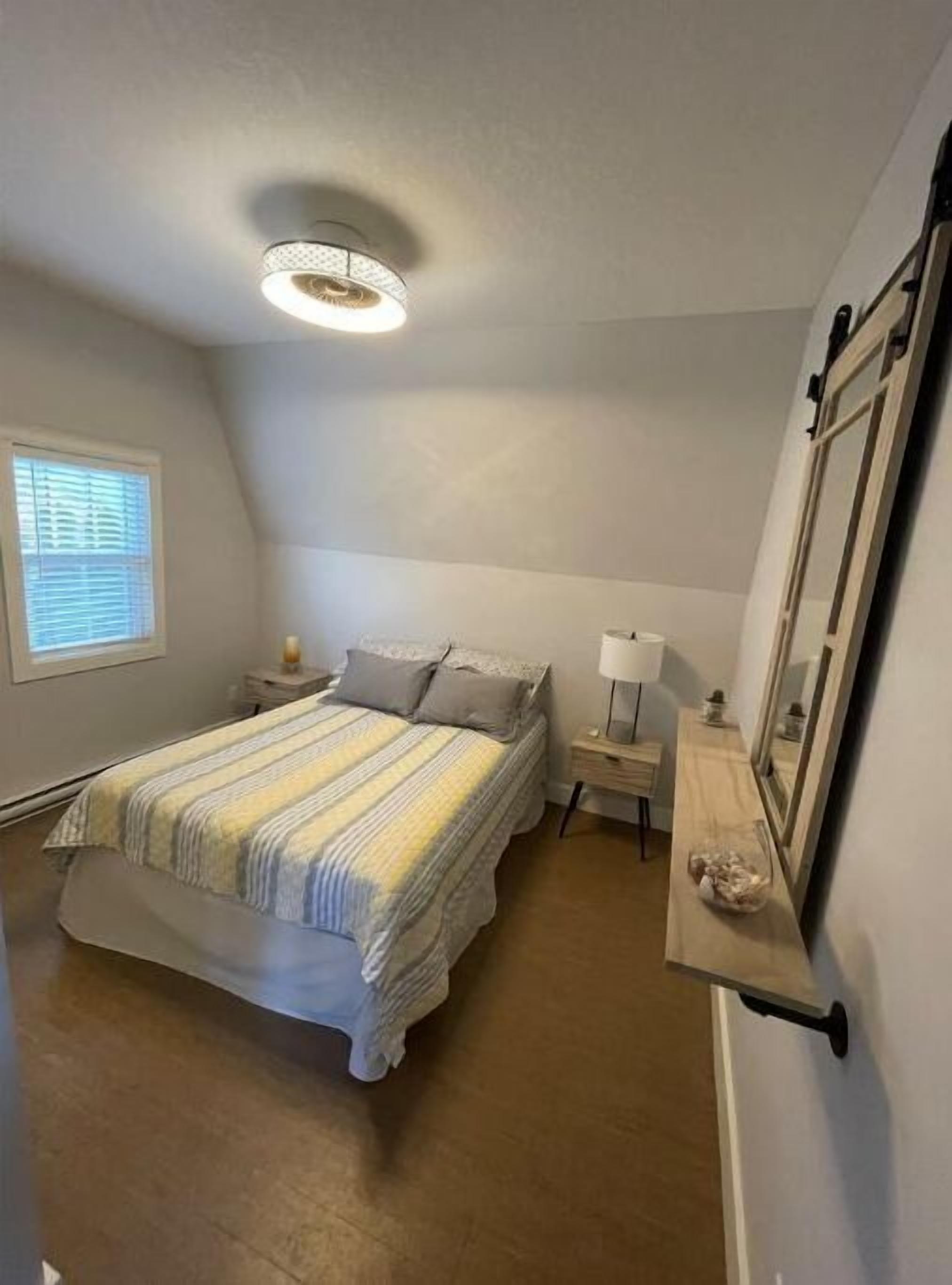 Cozy 1 Bedroom on a Small Acreage Paradise