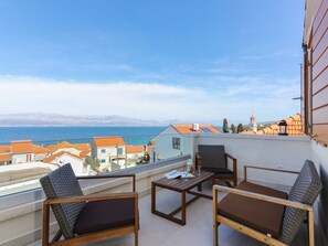 Apartment | View from property - Apartment M&J - Comfort Two Bedroom Apartment With Terrace and Sea View (Sutivan)