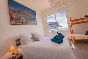 2 bedrooms, iron/ironing board, travel cot, free WiFi - Le Naio sur Leau by Winkyhouse Cassis (Cassis)