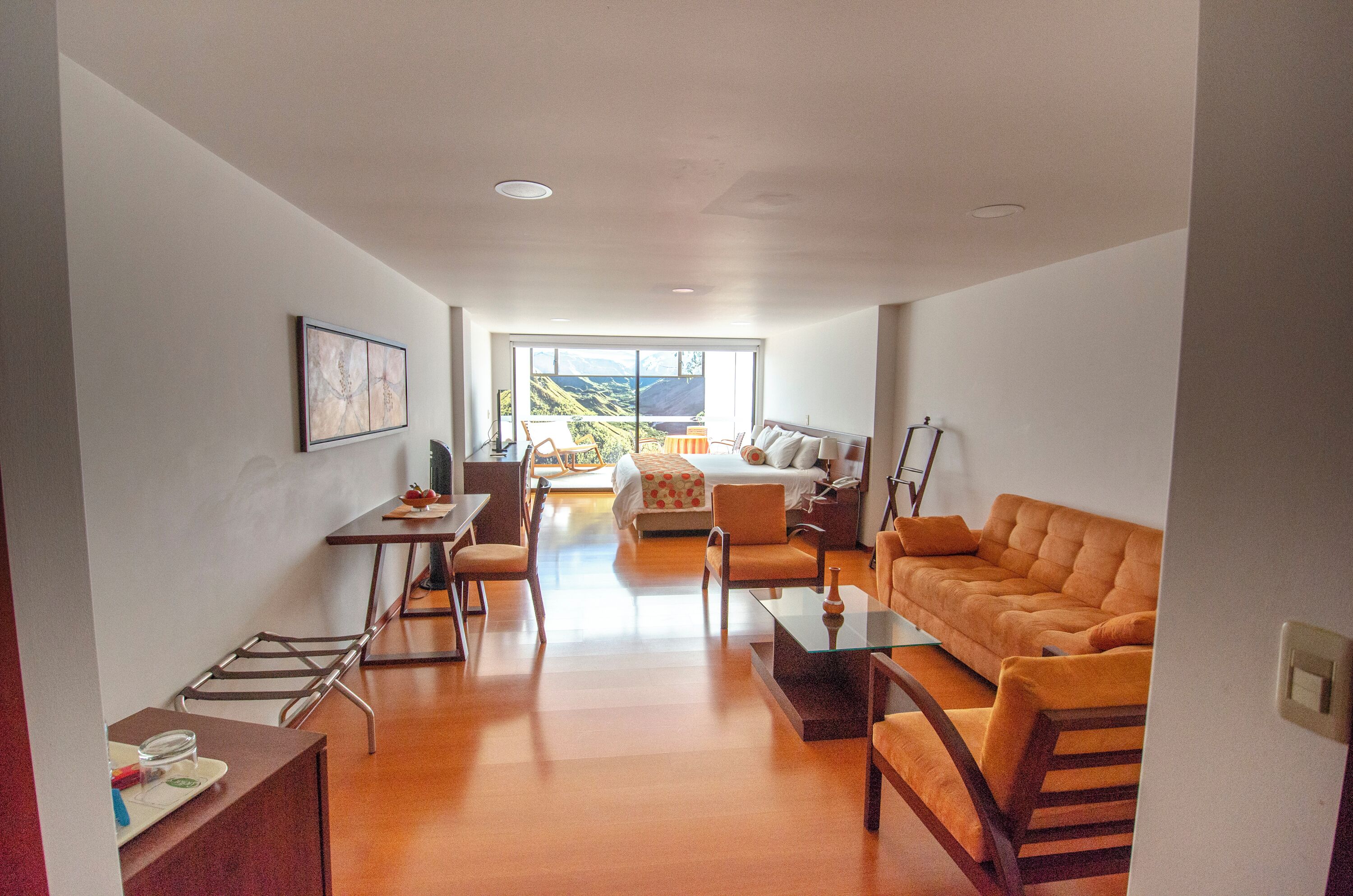 Phòng đơn Premium | Bộ đồ giường cao cấp, chăn bông, nệm có lớp đệm bông 