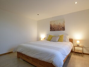 House | 3 bedrooms, individually furnished - Lovely Holiday Home in Gros Chene With Bubble Bath (Havelange)