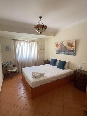 2 chambres, Wi-Fi gratuit, draps fournis