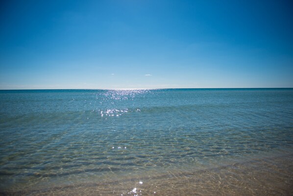 Beach nearby - Coastal Elegance Villa & Pool Sleeps 18 (Panama City Beach)