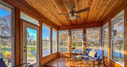 Shagbark Waters · Charming Lake Geneva, Wisconsin 3BR/2Bath Home