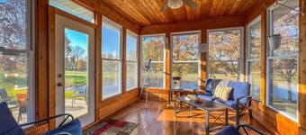 Shagbark Waters · Charming Lake Geneva, Wisconsin 3BR/2Bath Home