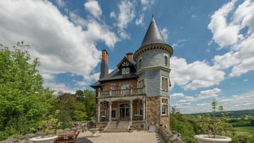House | Exterior