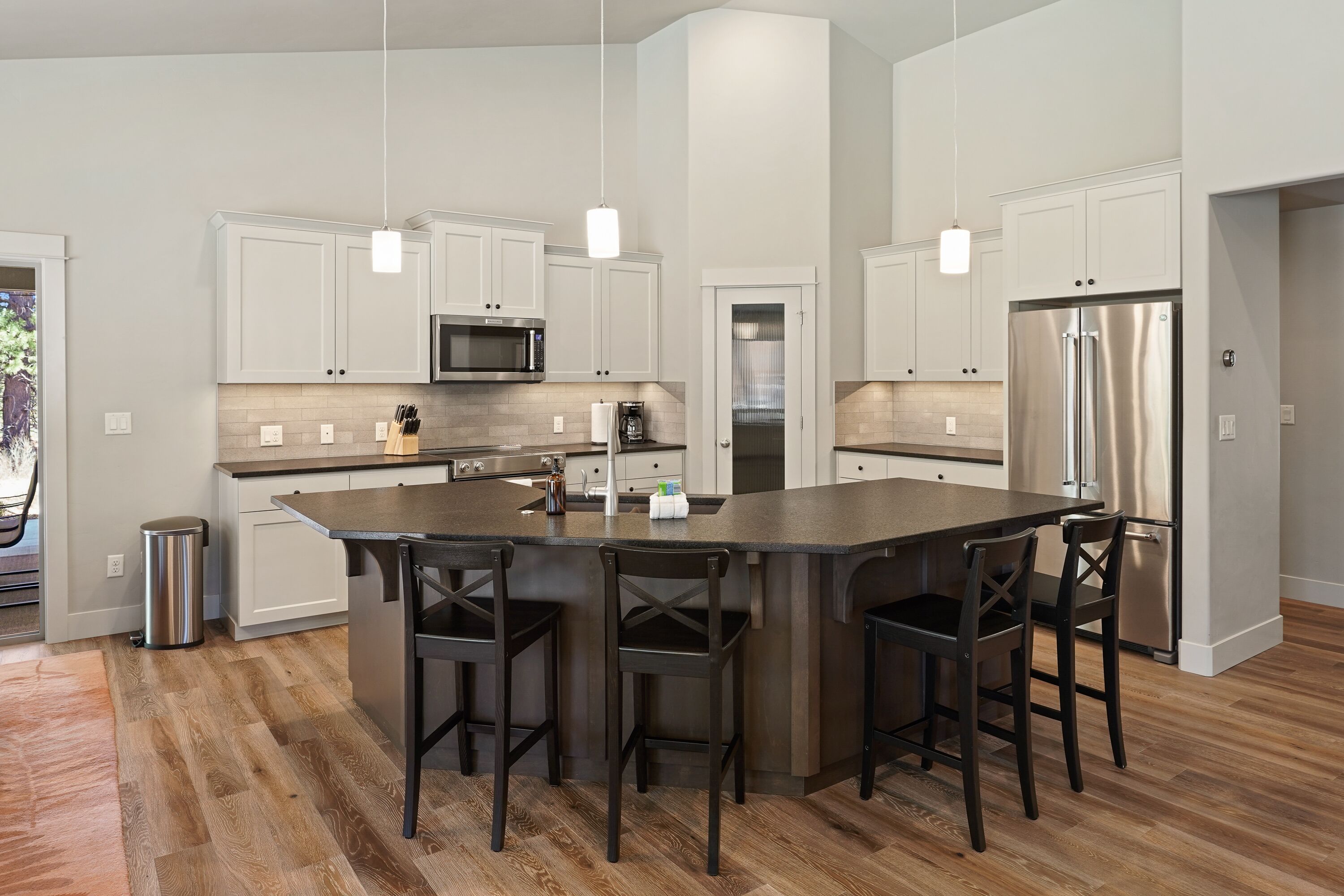 Canal Front, Relaxing and Serene