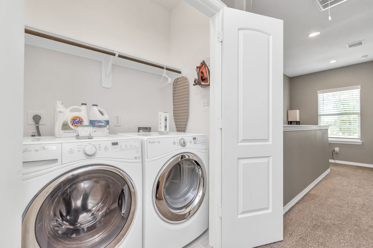 Photo 30 of King-sized master suite and 6 minutes away from Minute Maid Park & Toyota Center