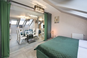 Exclusive Apartment (1) | Premium bedding, individually decorated, individually furnished - Angielska Grobla by Q4 Apartments  (Gdansk)