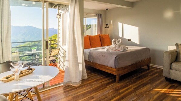 1 habitación, tabla de planchar con plancha, wifi gratis y ropa de cama 