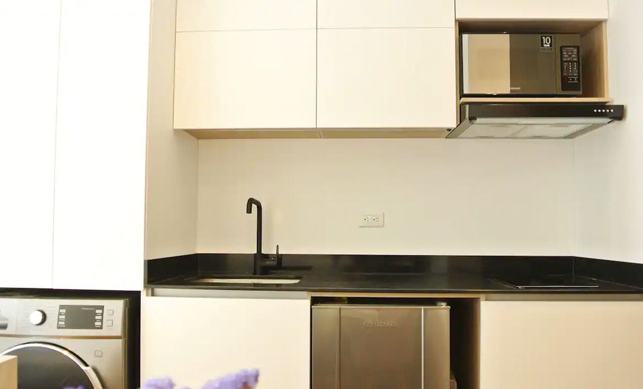 Fh ~ Splendid studio with balcony. Fully equipped.