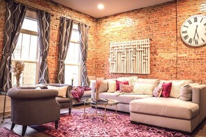 Smart TV, chimenea