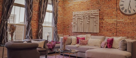 TV connectée, cheminée