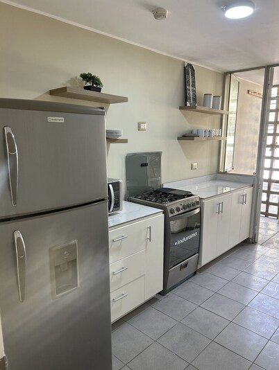 Moderno y Completo Apartament de 90m2, Cochera Gratuita Privada y Seguridad 24 h