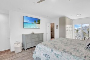1 bedroom, free WiFi, bed sheets - Ocean Front  Serenity Awaits (Marathon)