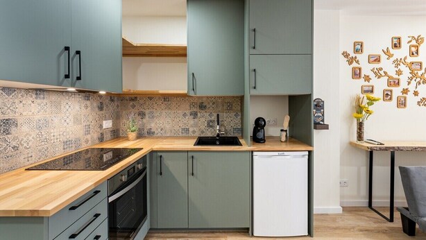 Fridge, microwave, oven, stovetop - Liberdade 546 Apartments B by Sé Apartamentos (Braga)