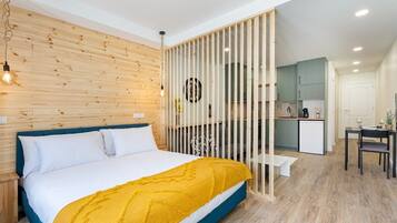 1 slaapkamer, een strijkplank/strijkijzer, internet, beddengoed