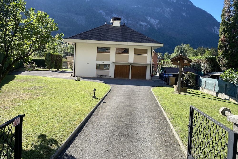 Appartement à la Montagne au Pied de Nombreuses Stations