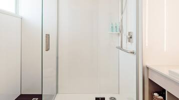 Harbour View Room | Bathroom