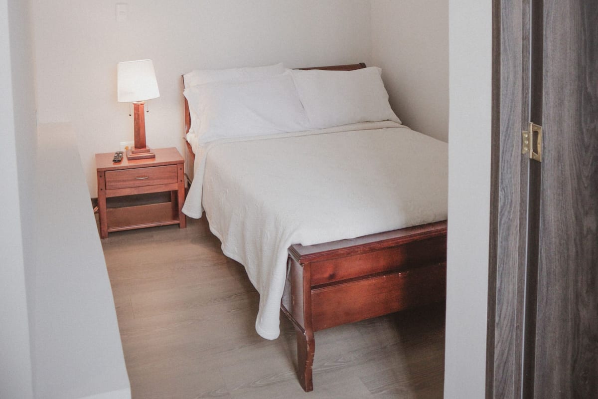 Basic Studio | 1 bedroom, premium bedding, in-room safe, blackout curtains
