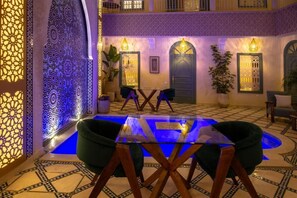 Outdoor pool - Riad Jalina (Marrakech)