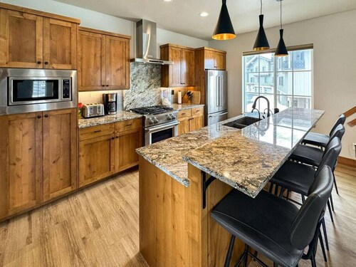 Charming Tri-Level Condo in Downtown McCall