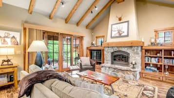 TV connectée, cheminée