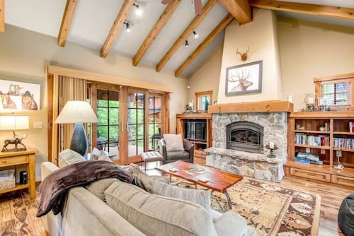 Tamarack Ski-In/Out | Fireplace + Slopeside Views