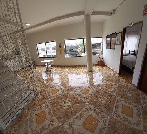 HOTEL SAN ADOLFO CAREPA 