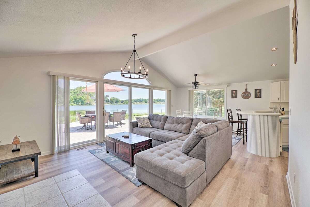 BEAUTIFUL Lakefront View with Private Dock!