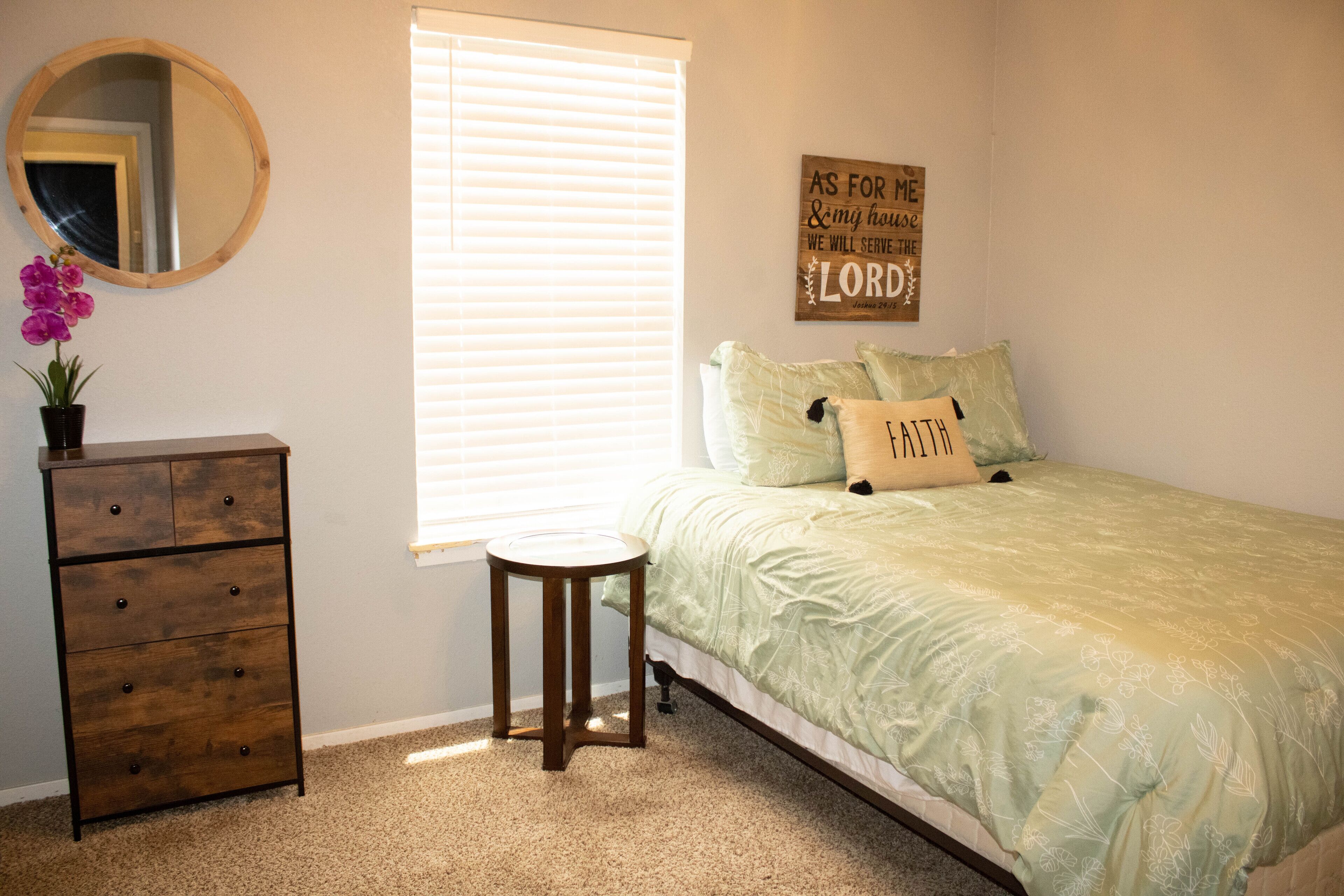 3 bedroom, 2 bath, with POOL and big backyard!