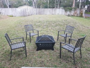 Property grounds - Lovely lavish petite home with fireplace . (St. Augustine)