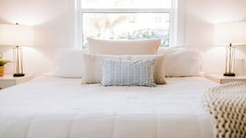 2 bedrooms, desk, iron/ironing board, free WiFi