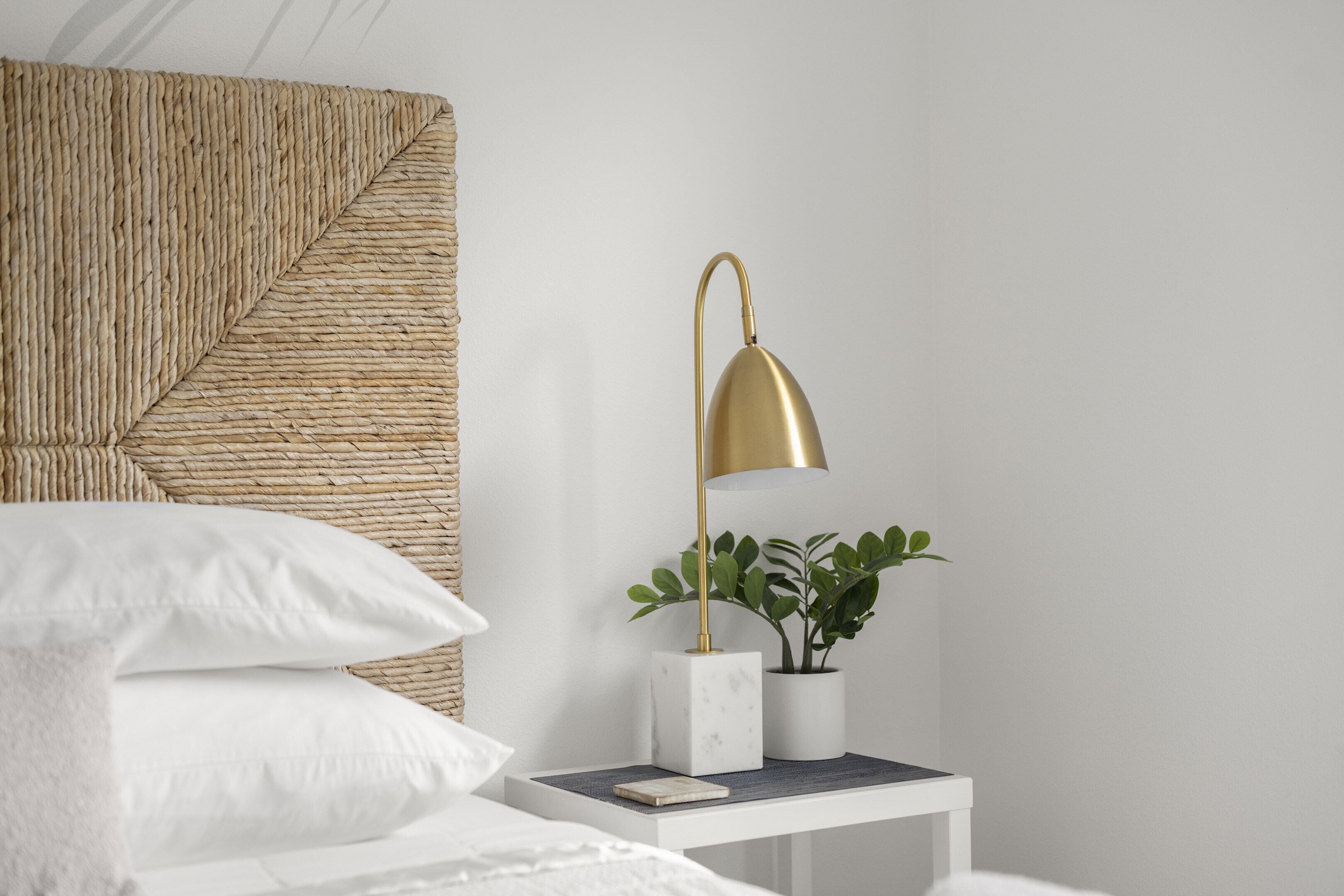 2 bedrooms, desk, iron/ironing board, travel crib