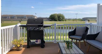 The MikkonINN - Modern 3 bed home by The Lights