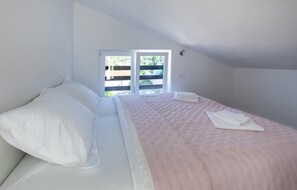 2 quartos, Wi-Fi de cortesia, roupa de cama