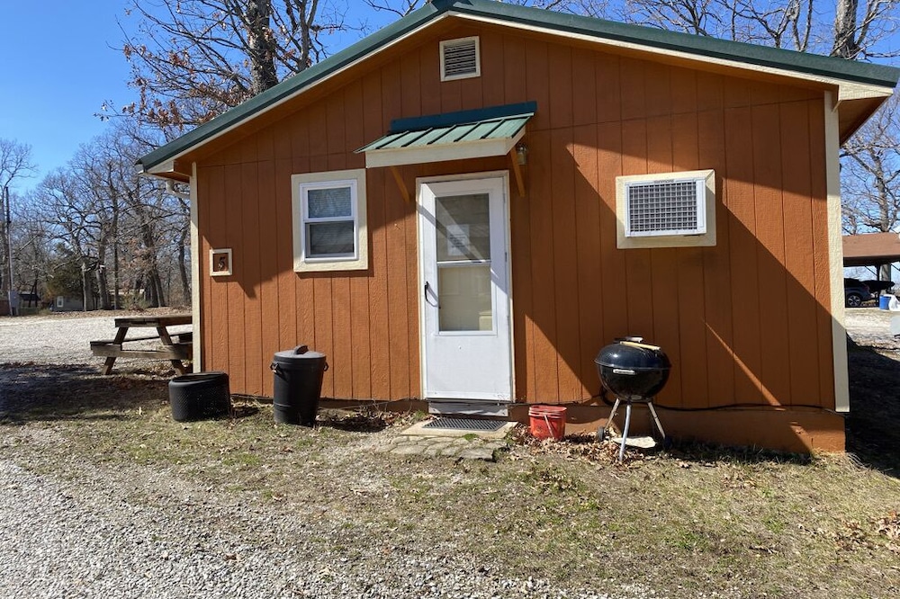 Cabin 5 -Reel and Trigger