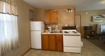 Cabin 7 - Reel and Trigger