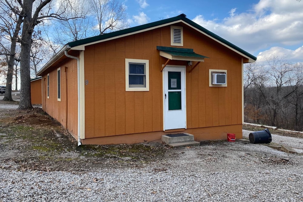 Cabin 9 - Reel and Trigger