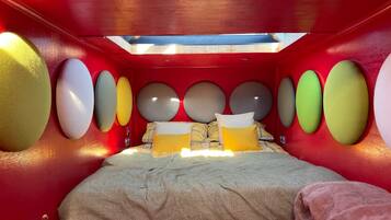 2 bedrooms