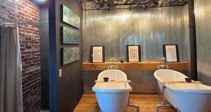 Hootie Creek Guest House